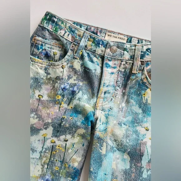 678. FREE PEOPLE  Tennessee Low-Rise Illusions Jeans in Floral Canvas NWT $198 - Picture 6 of 12